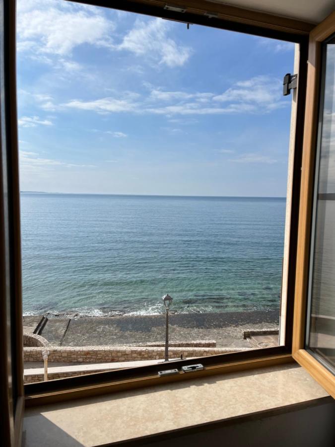 Rotonda Inn Novigrad Novigrad Istria Exteriör bild
