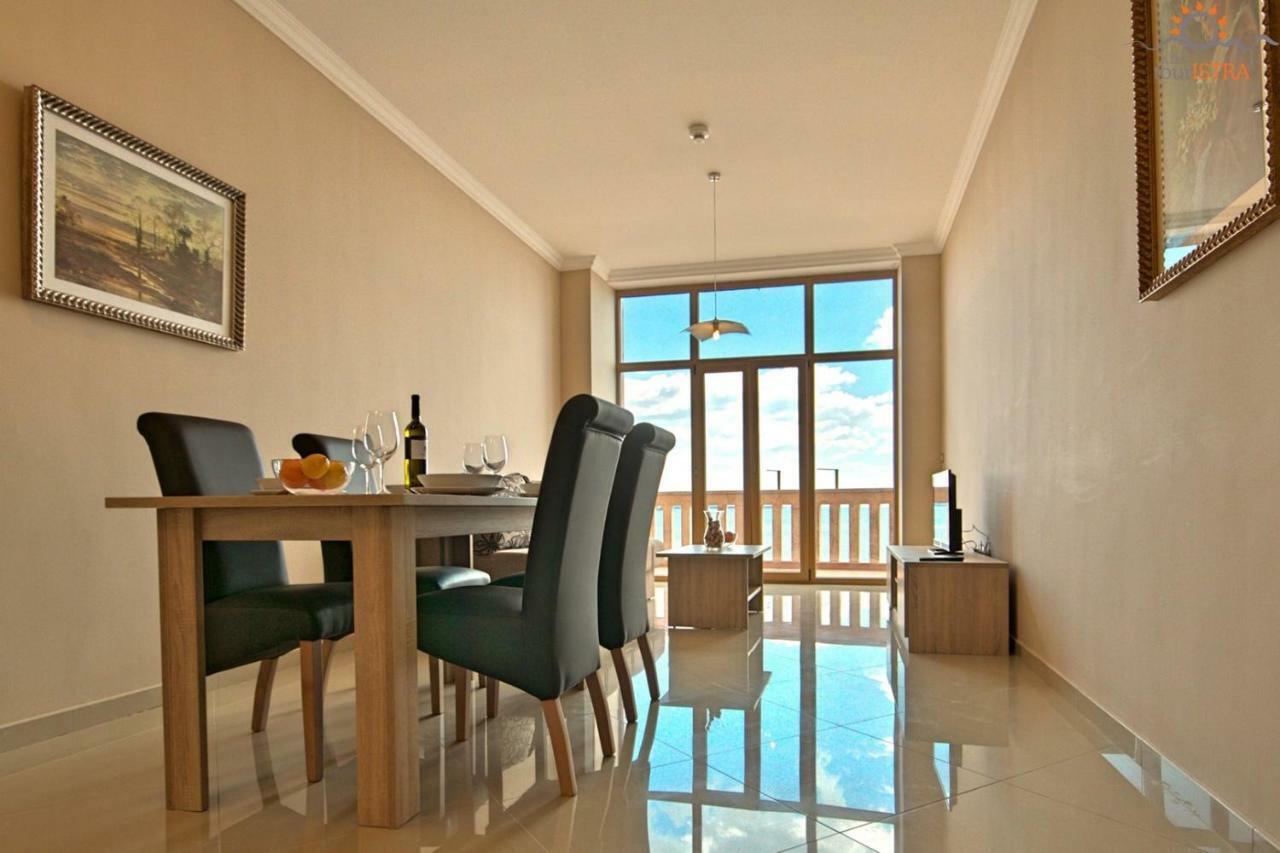 Rotonda Inn Novigrad Novigrad Istria Exteriör bild